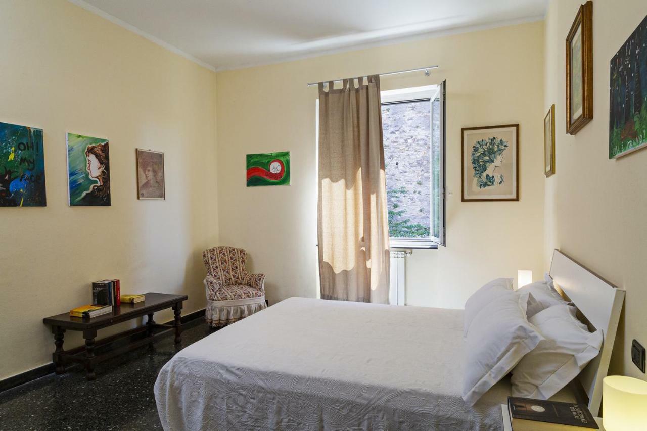 Sunny Apartment Over The Harbor Genua Buitenkant foto